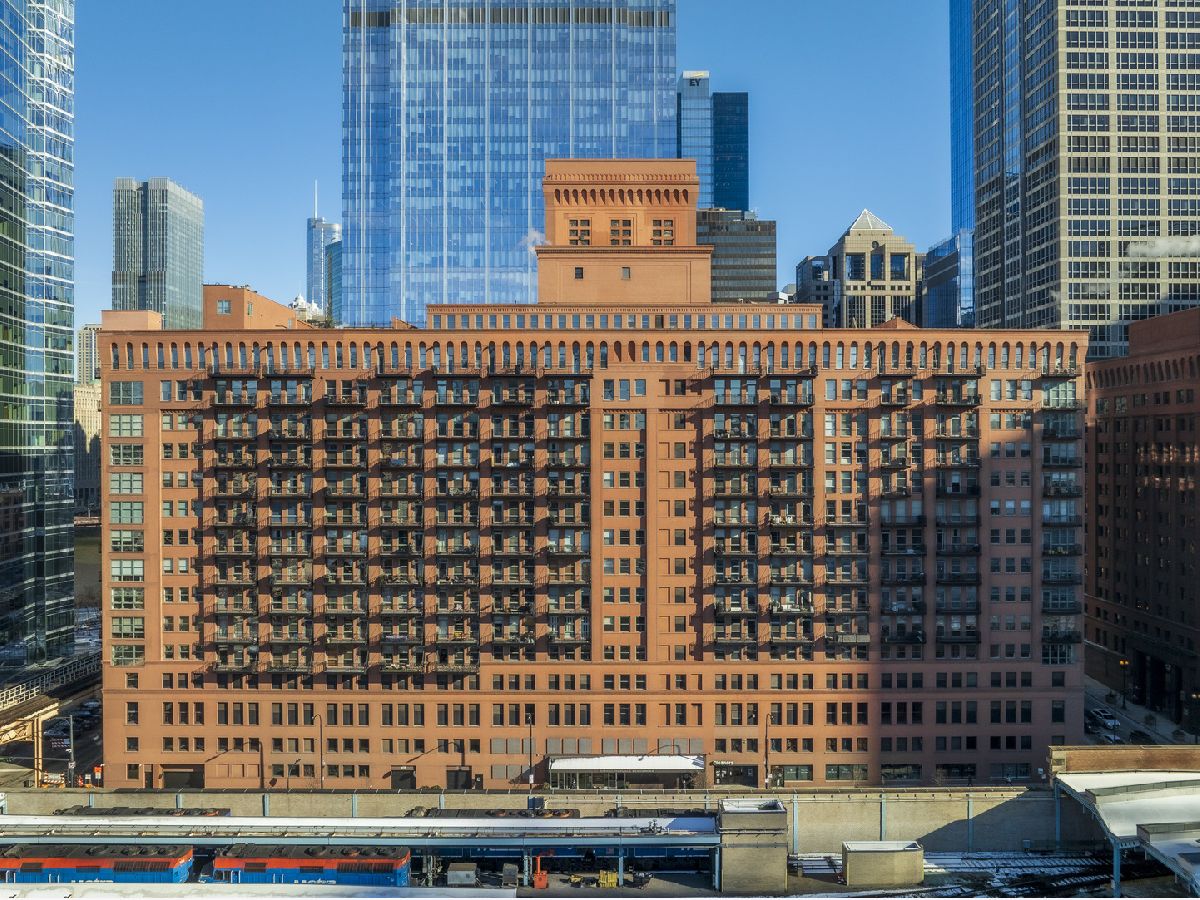  For Sale Chicago Illinois, 165 Canal Street