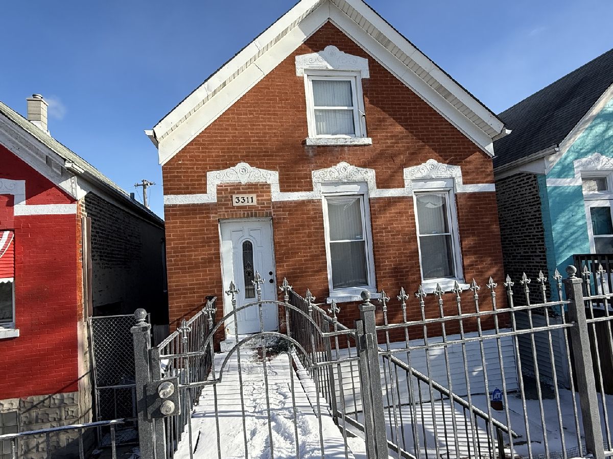  For Sale Chicago Illinois, 3311 Damen Avenue