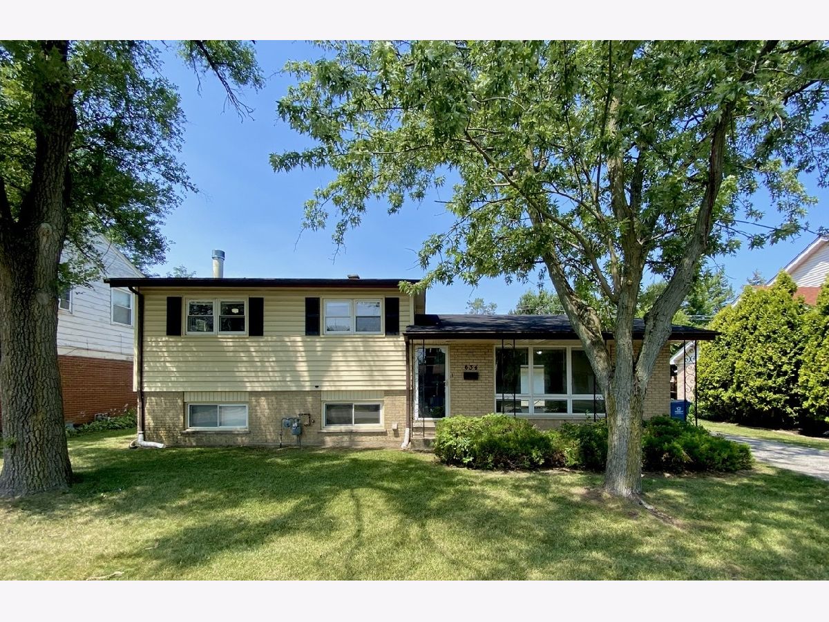  For Sale Chicago Heights Illinois, 634 Lexington Drive