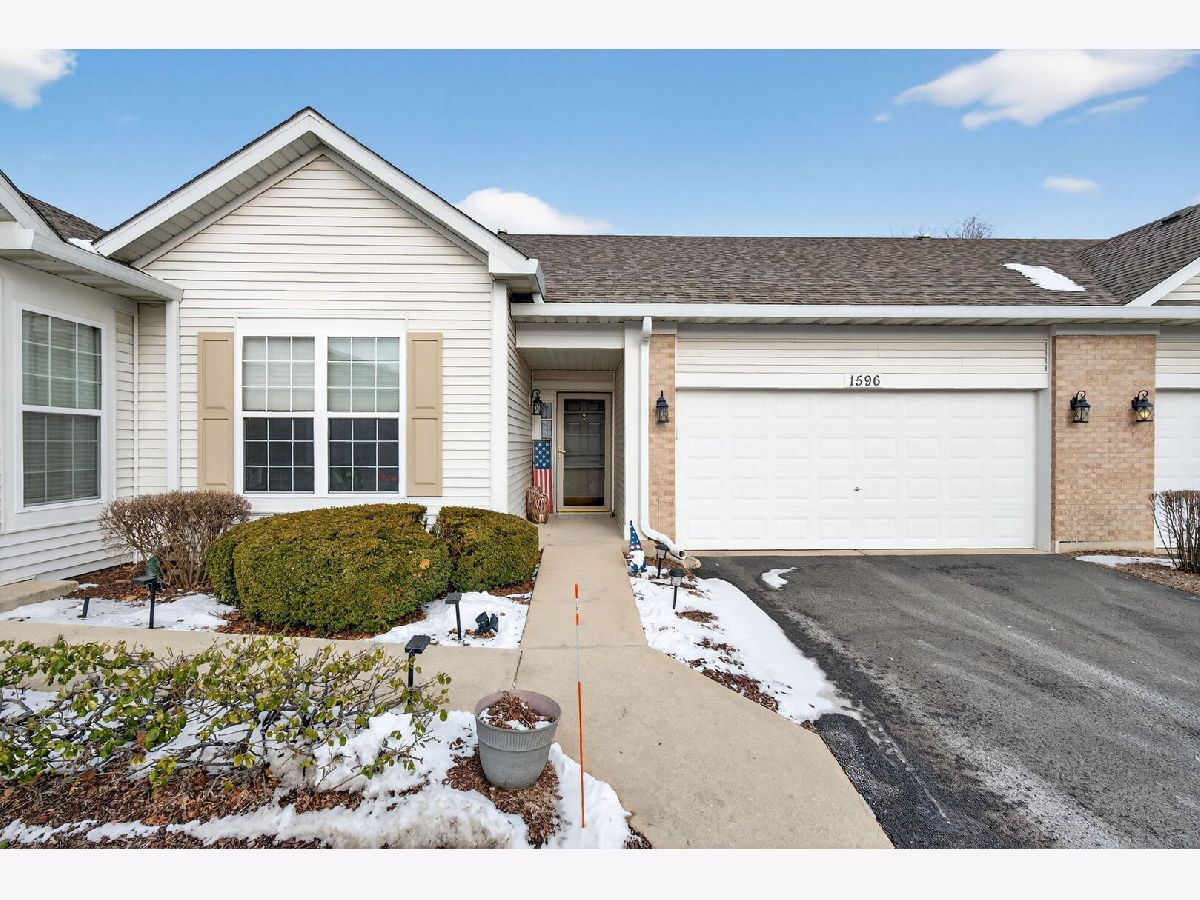  For Sale Romeoville Illinois, 1596 Ludington Circle