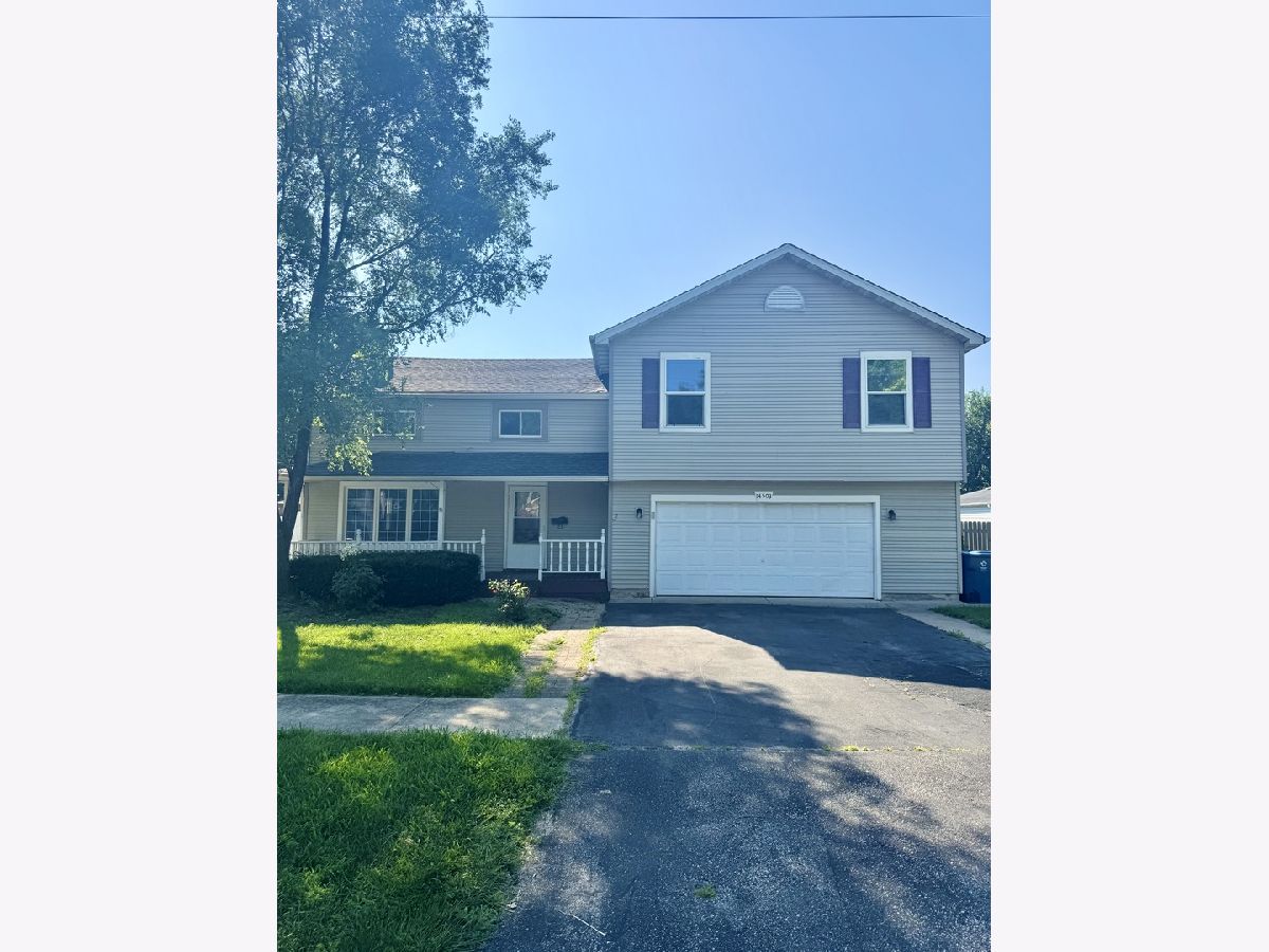  For Sale Midlothian Illinois, 14503 Waverly Avenue