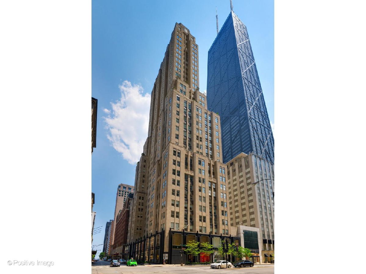 Condos & Townhomes For Rent Palmolive Building Landmark Chicago Illinois, 159 Walton