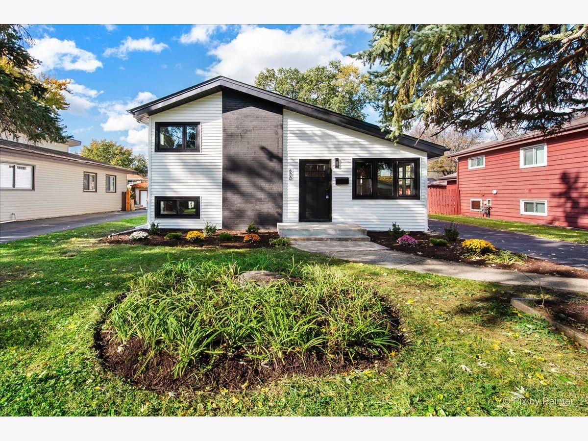  For Sale Villa Park Illinois, 600 Iowa Avenue