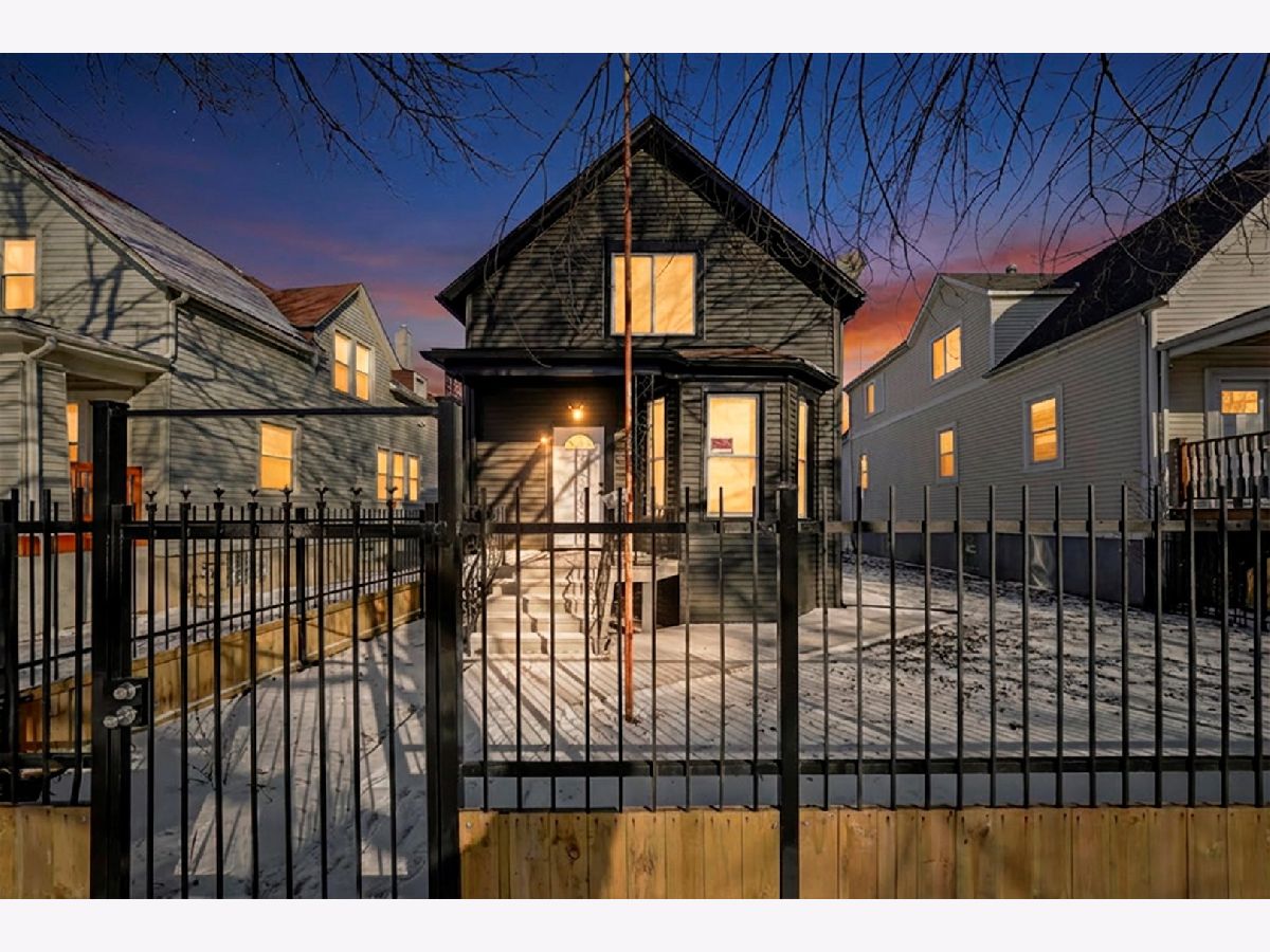  For Sale Chicago Illinois, 24 99th Place