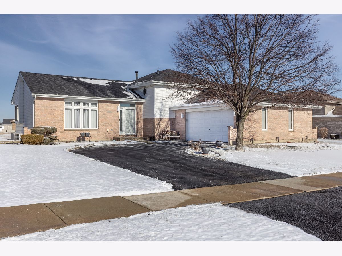  For Sale Richton Park Illinois, 5256 Crosswind Drive