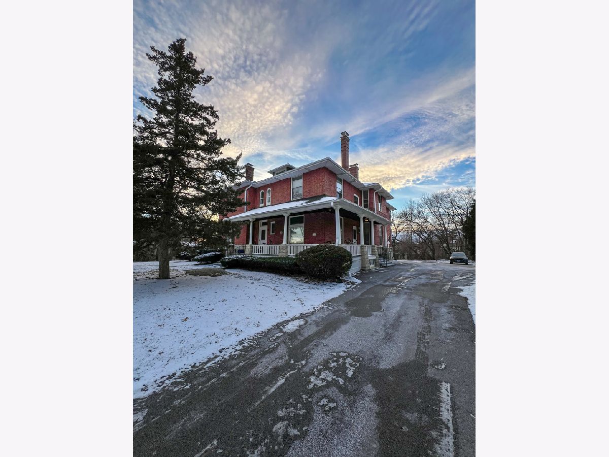  For Rent Western Springs Illinois, 4380 Central