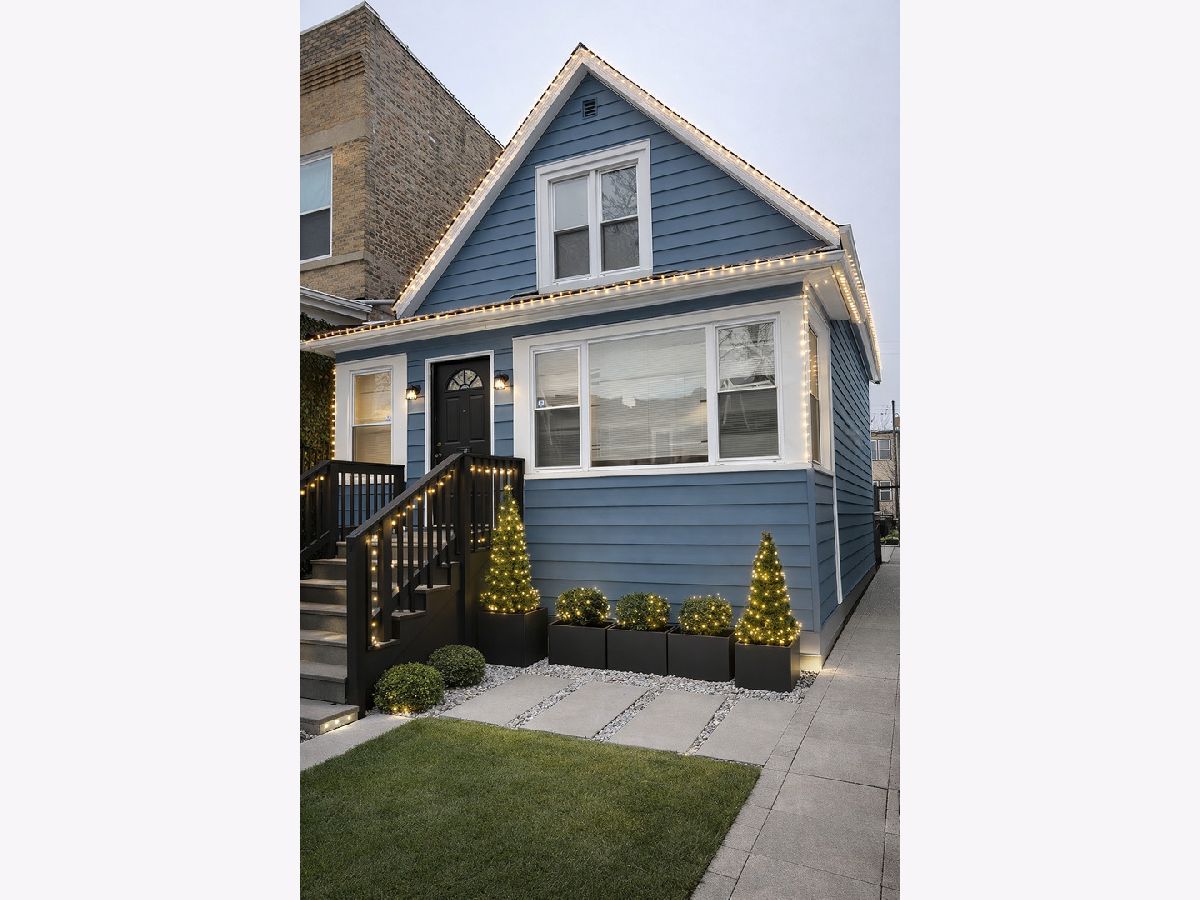  For Sale Chicago Illinois, 4906 Gladys Avenue