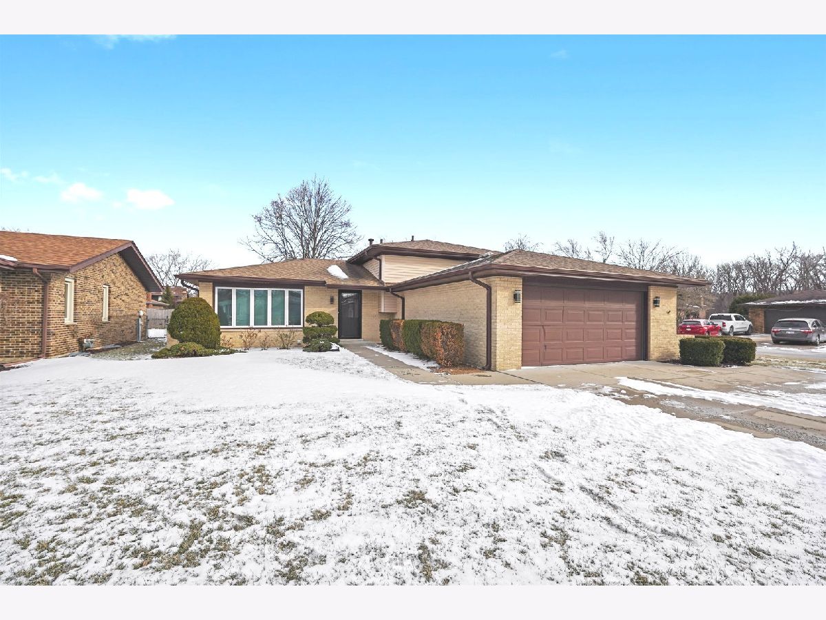  For Rent Palos Hills Illinois, 11201 Deerpath