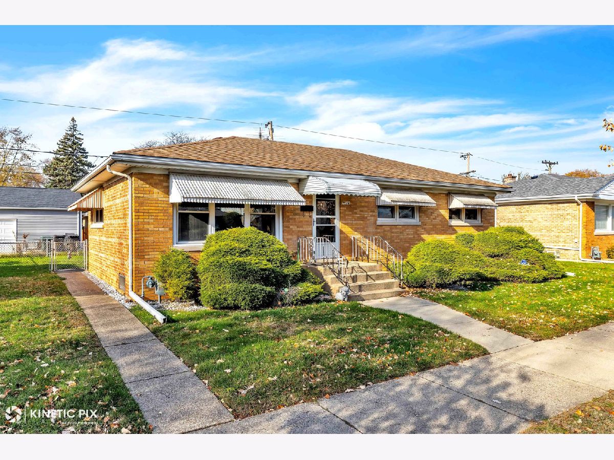  For Sale Skokie Illinois, 7528 Kenneth Avenue