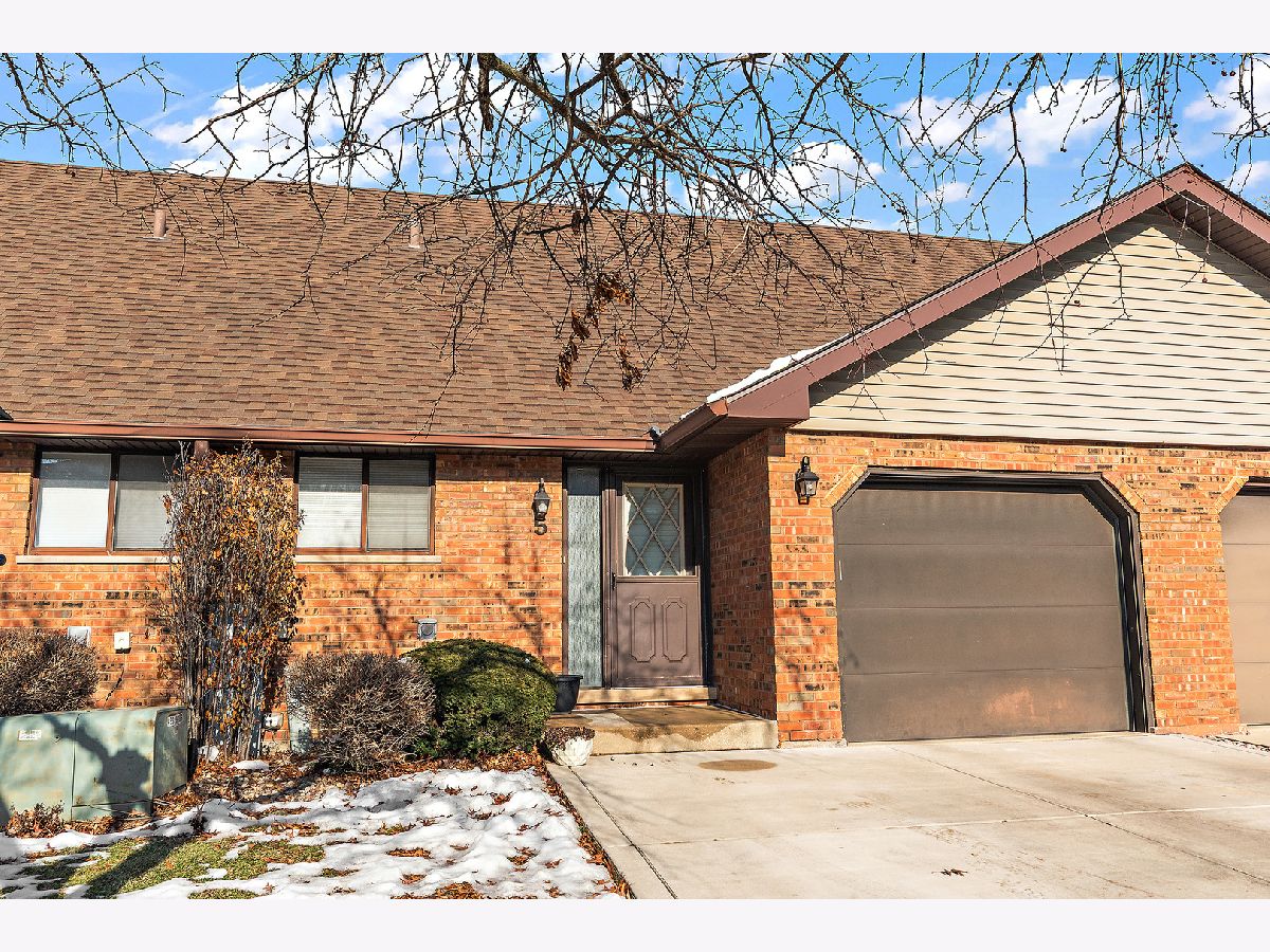  For Sale New Lenox Illinois, 1906 Heatherway Lane