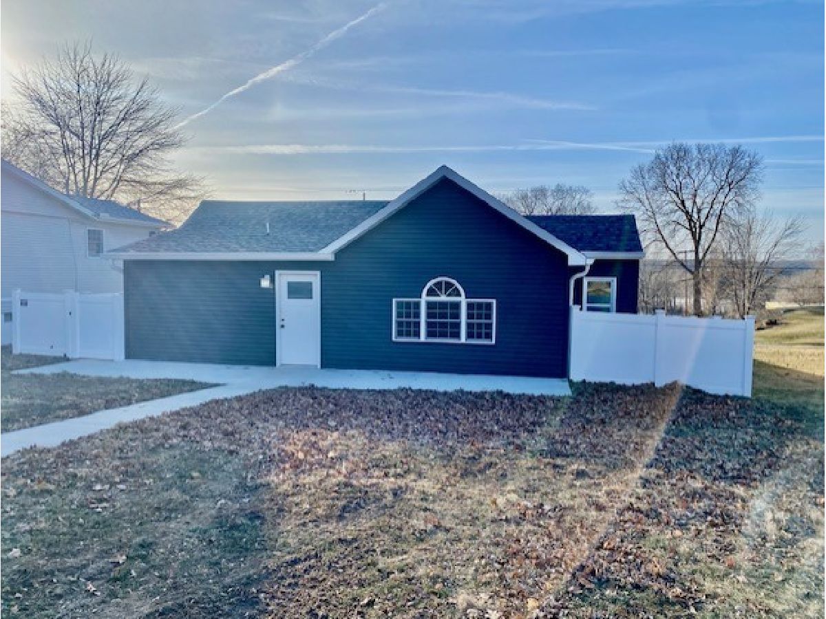  For Sale Spring Valley Illinois, 109 Iowa Street