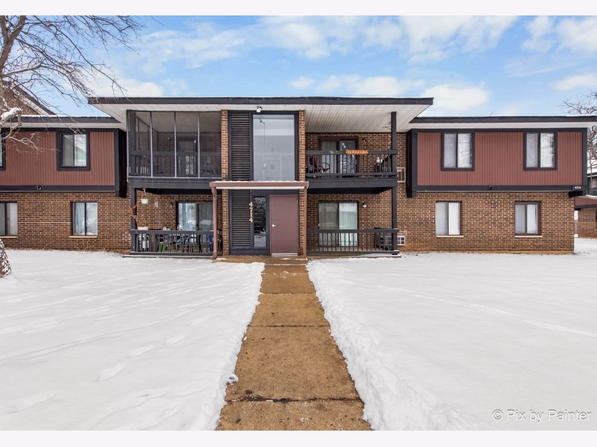 Condominiums For Sale Northfox Mchenry Illinois, 4714 Northfox Lane