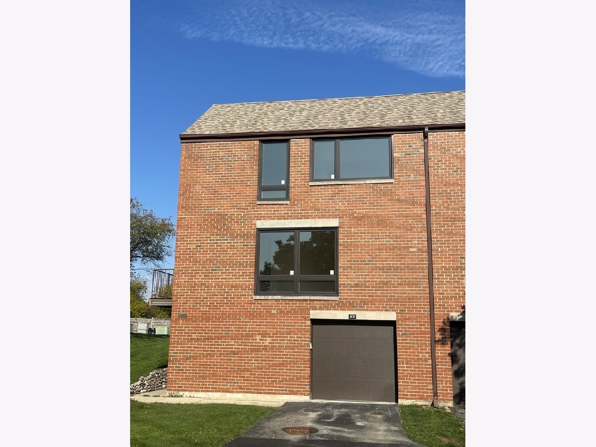  For Sale Glenview Illinois, 3732 Capri Court