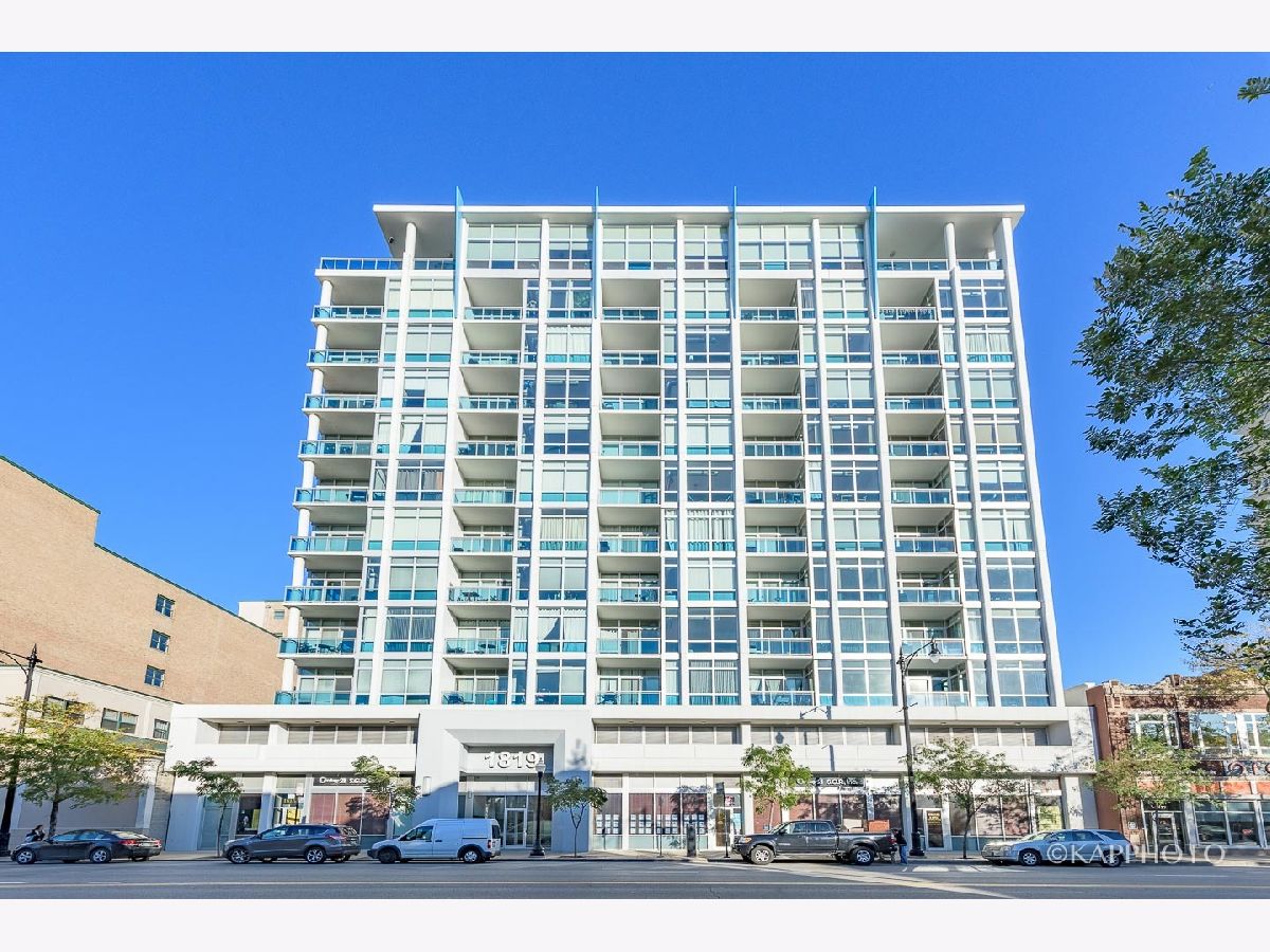  For Sale Chicago Illinois, 1819 Michigan Avenue