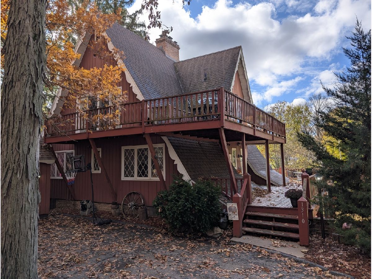  For Sale Sterling Illinois, 1310 Mineral Springs Road