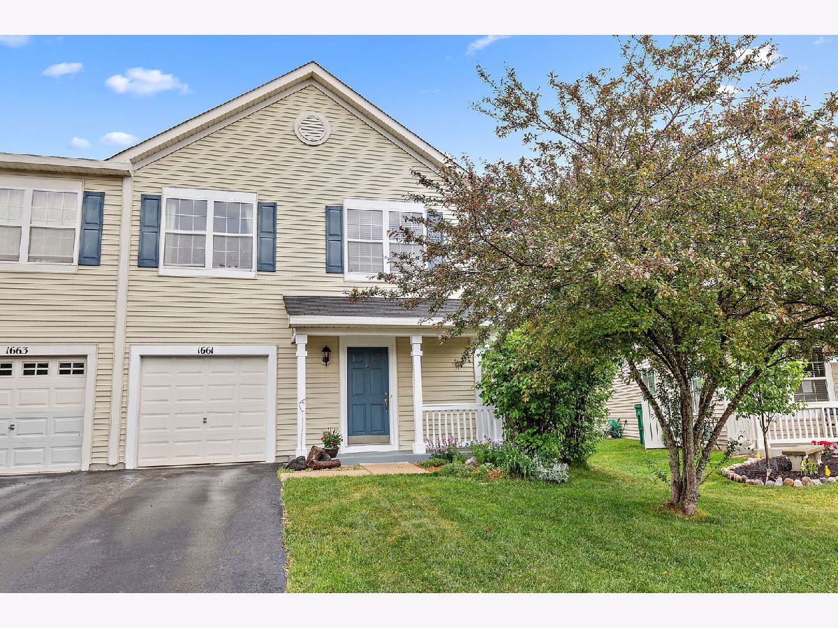  Rented Hampshire Illinois, 1661 Cameron