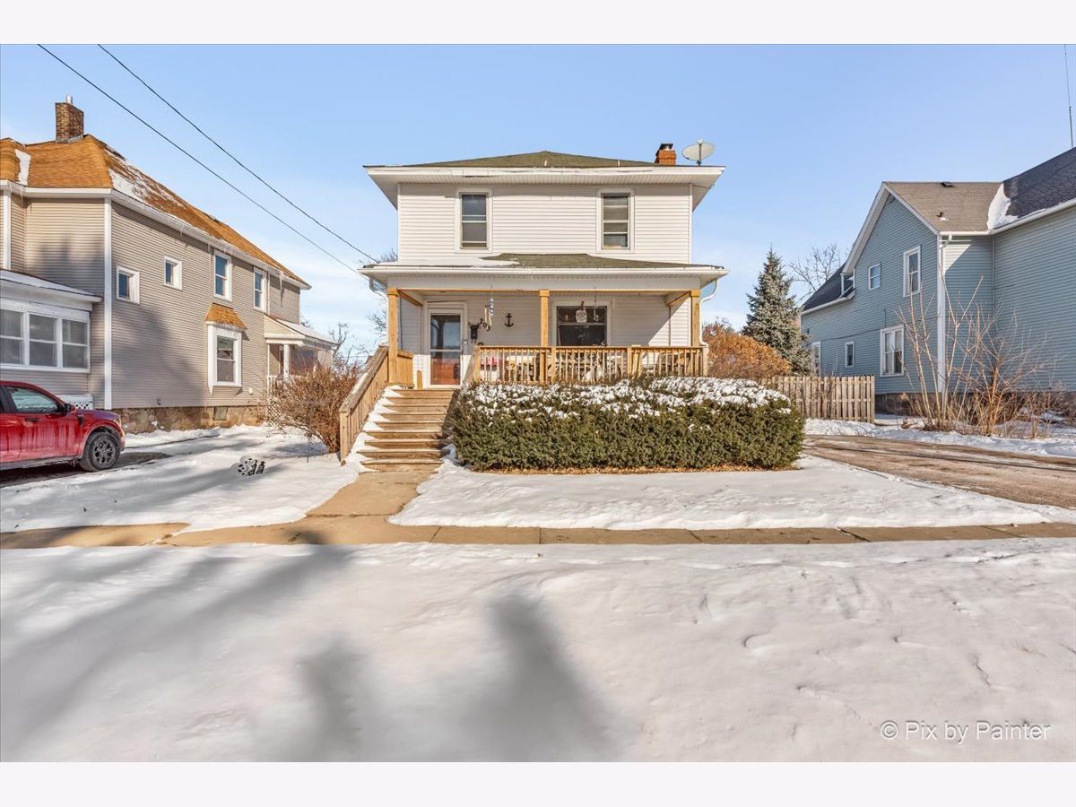  For Sale Harvard Illinois, 203 Brown Street