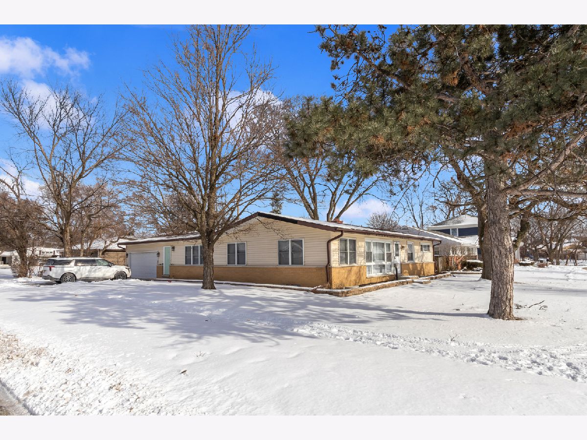  For Sale Morton Grove Illinois, 7418 Wilson Terrace