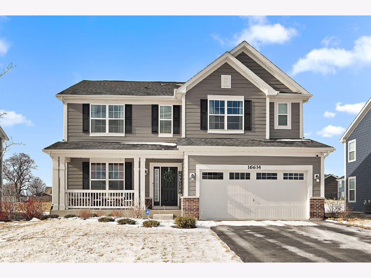  For Sale Lockport Illinois, 16614 Silo Bend Drive