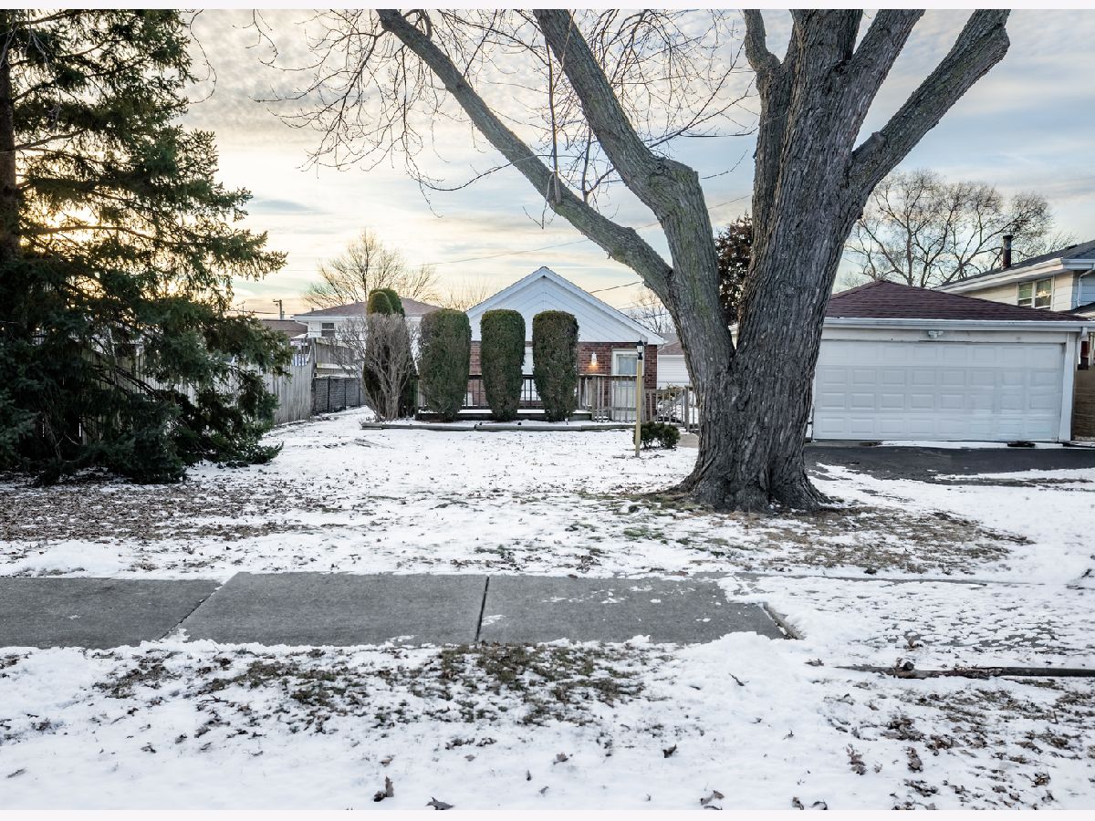  For Sale Oak Lawn Illinois, 9170 Crescent Court