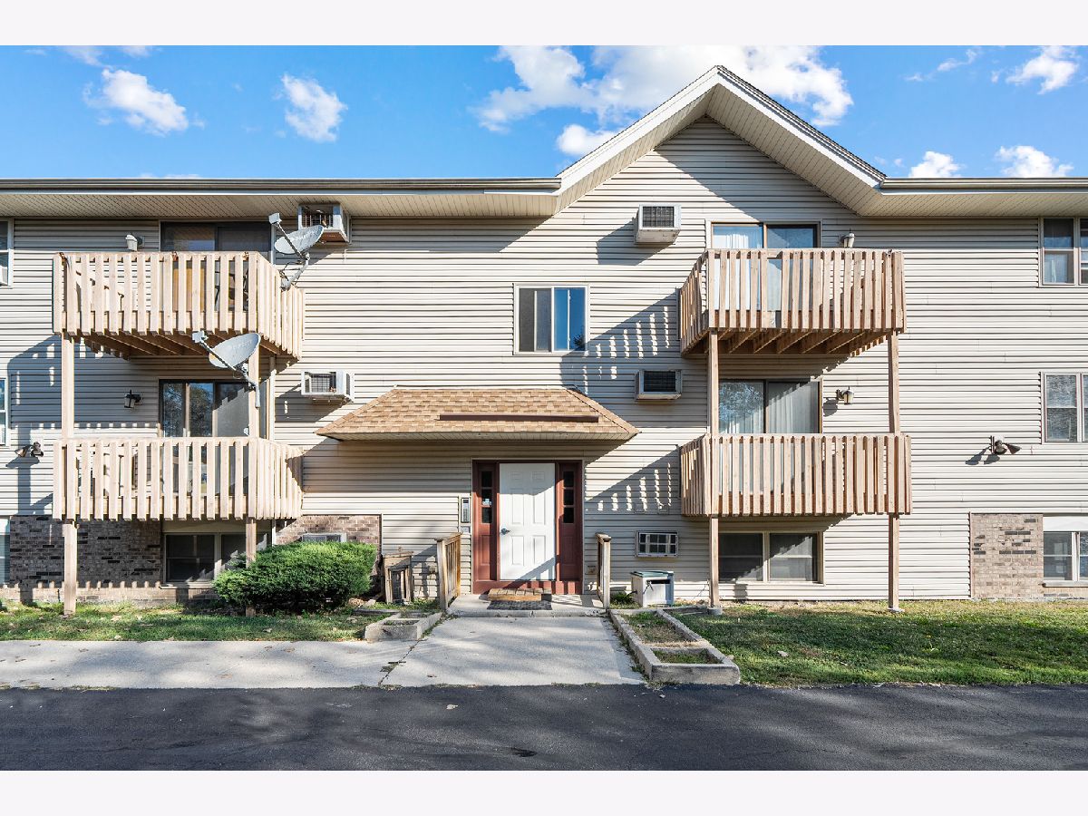  For Sale Crest Hill Illinois, 1521 Pioneer Road