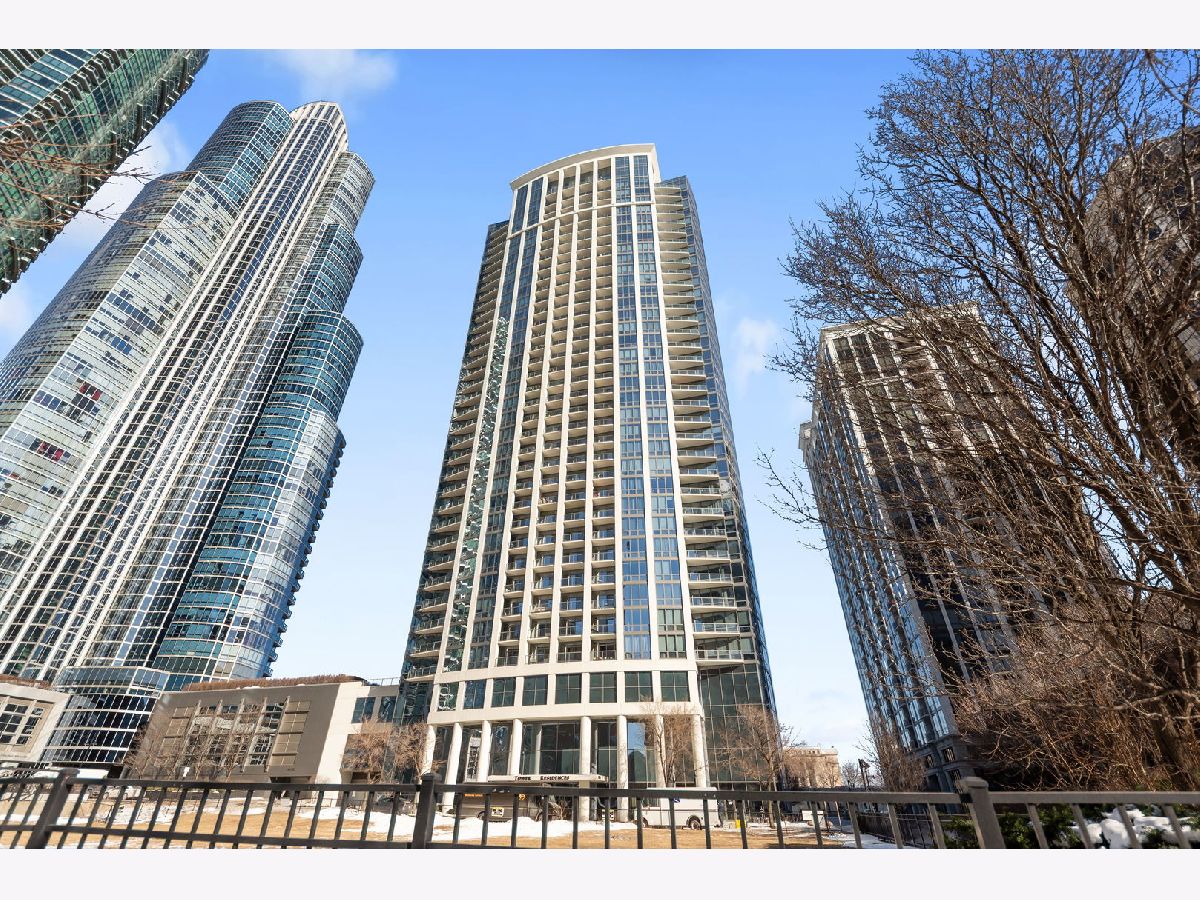  Rented Chicago Illinois, 1235 Prairie