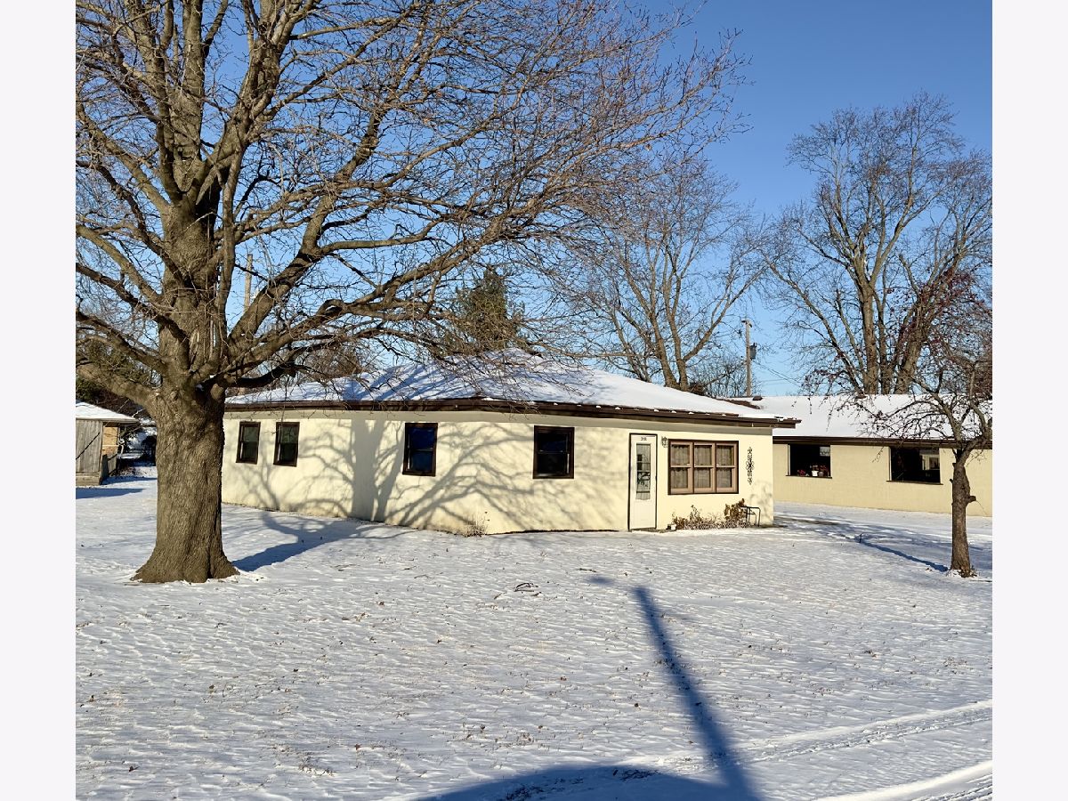  For Sale Peru Illinois, 3330 Airport Road