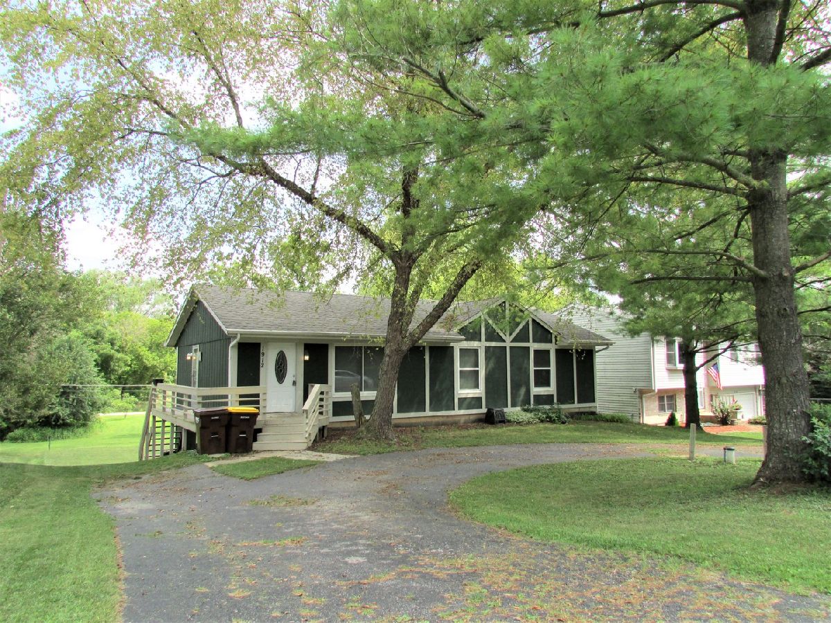  For Rent Mchenry Illinois, 1912 Orchard