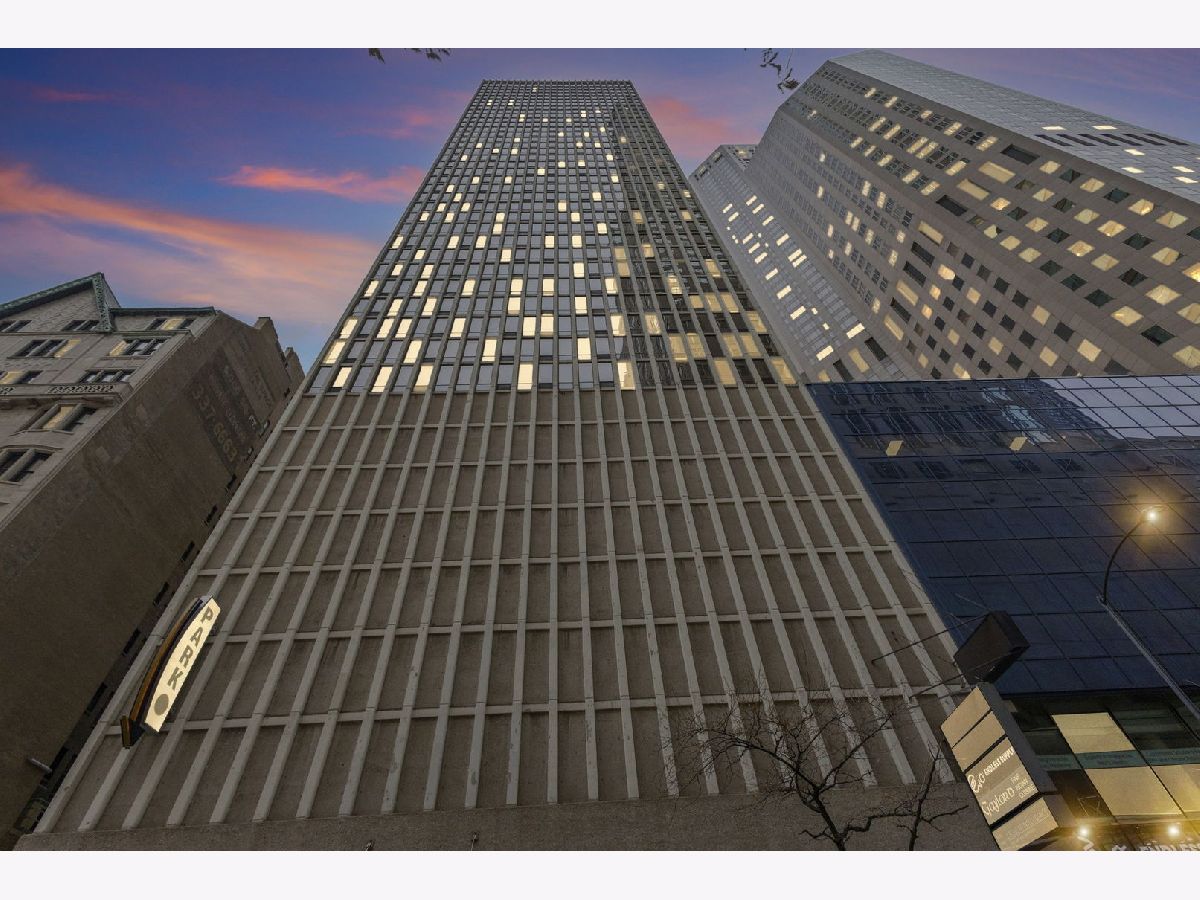  Sold Chicago Illinois, 100 Walton