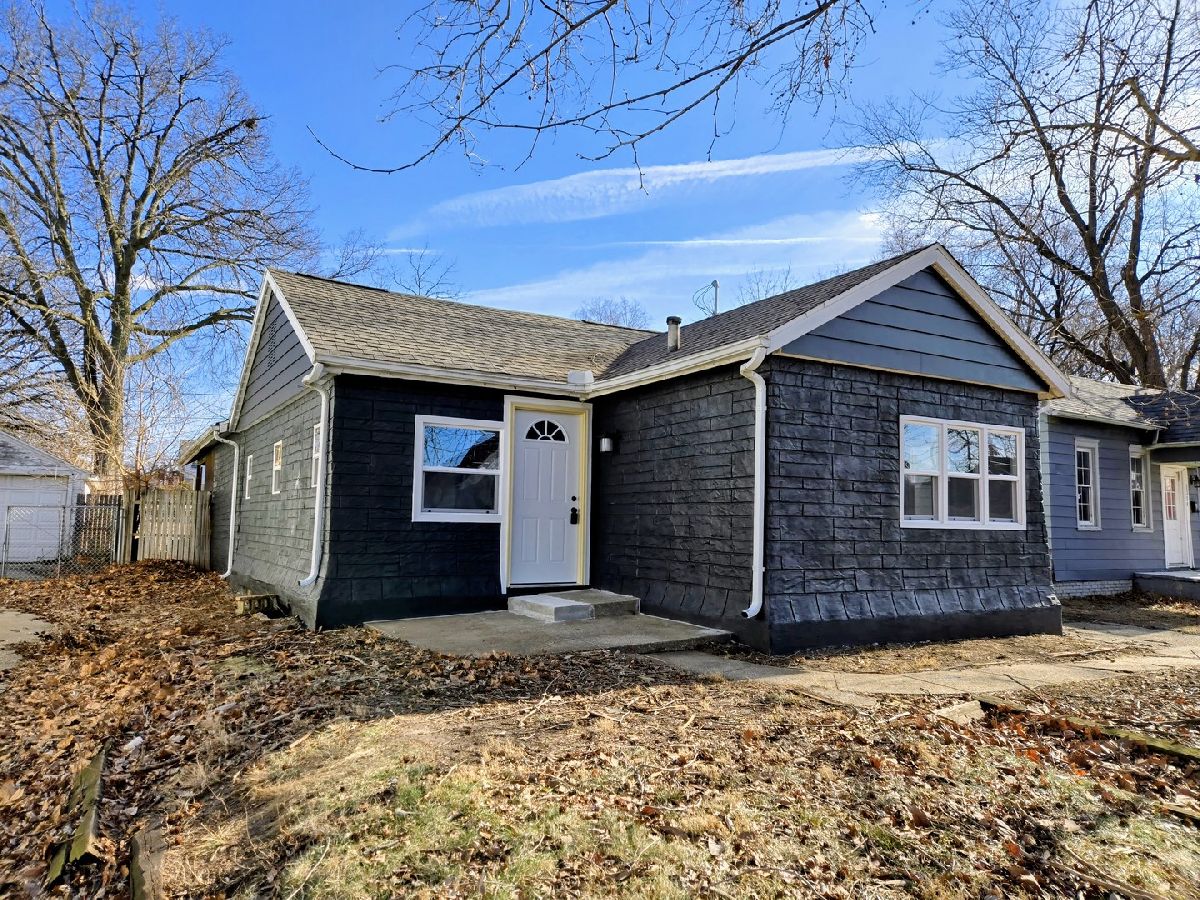  For Sale Pekin Illinois, 1208 3rd Street