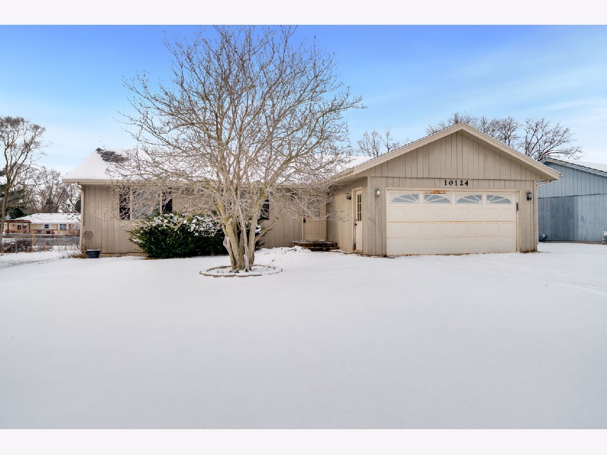  For Sale Machesney Park Illinois, 10124 Asbury Lane