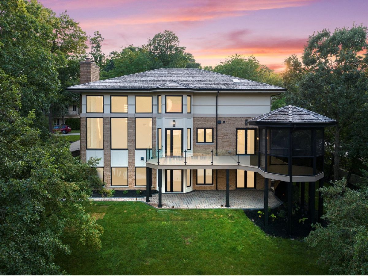  For Sale Burr Ridge Illinois, 9427 Falling Waters Drive