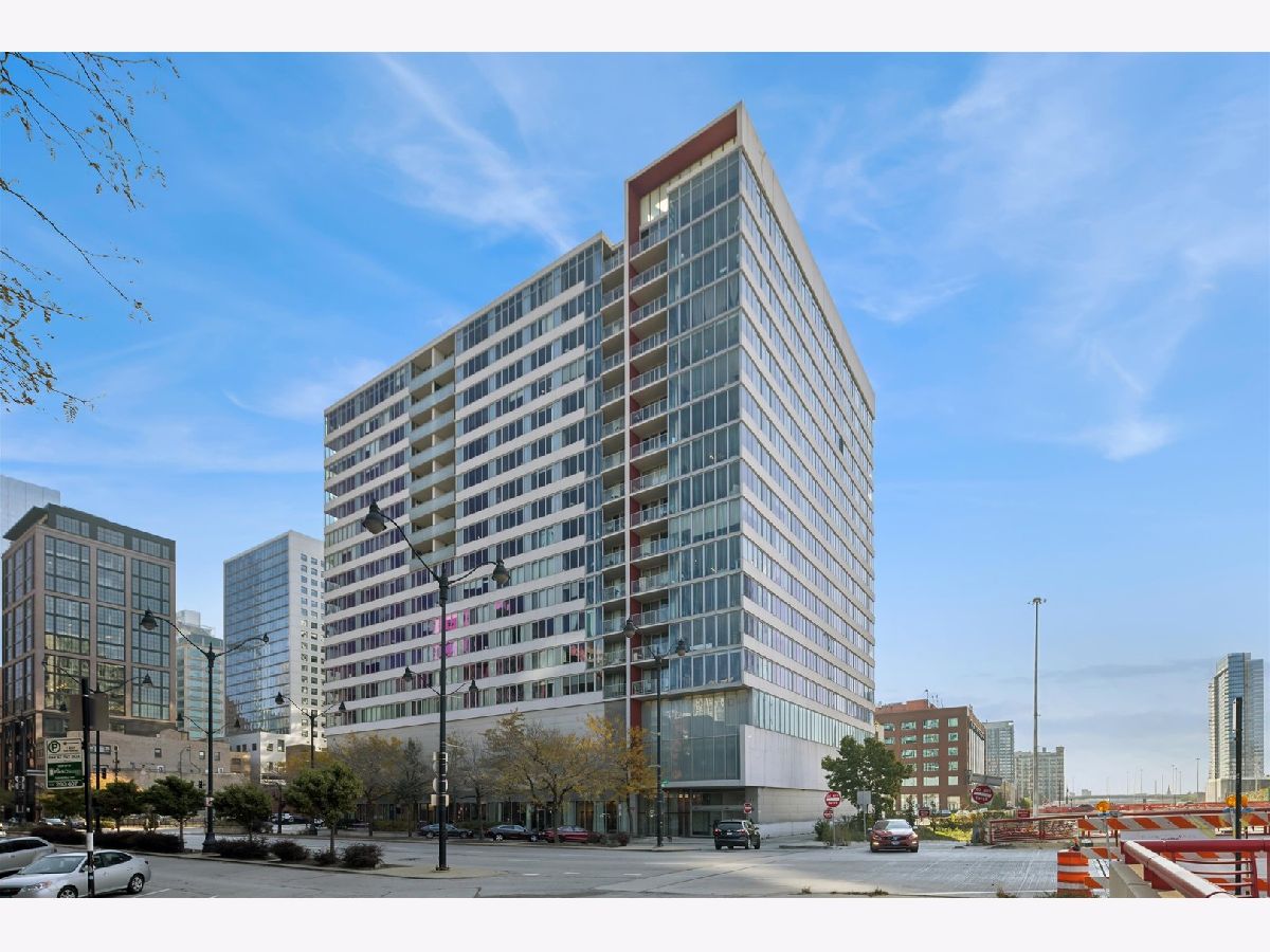  For Sale Chicago Illinois, 659 Randolph Street