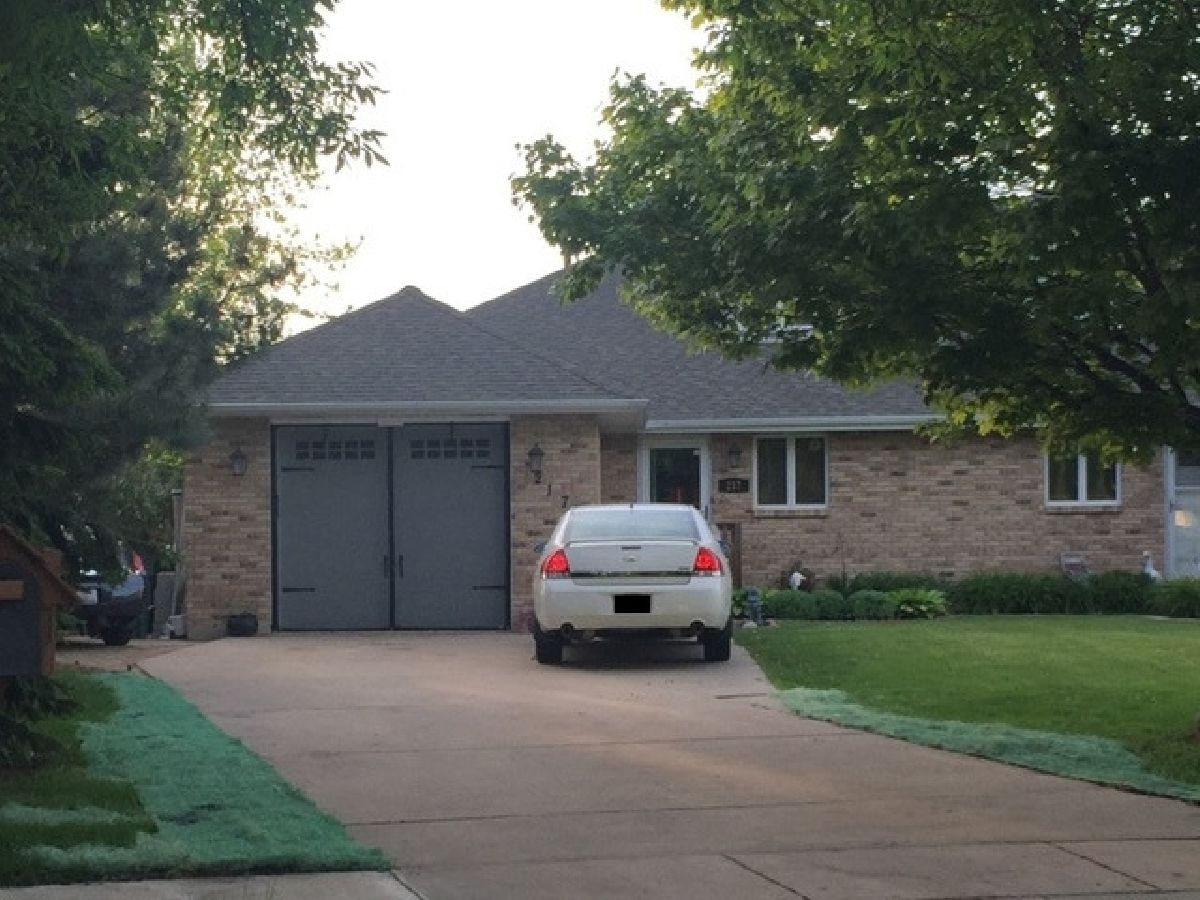  For Sale Shorewood Illinois, 217 Huntington Court