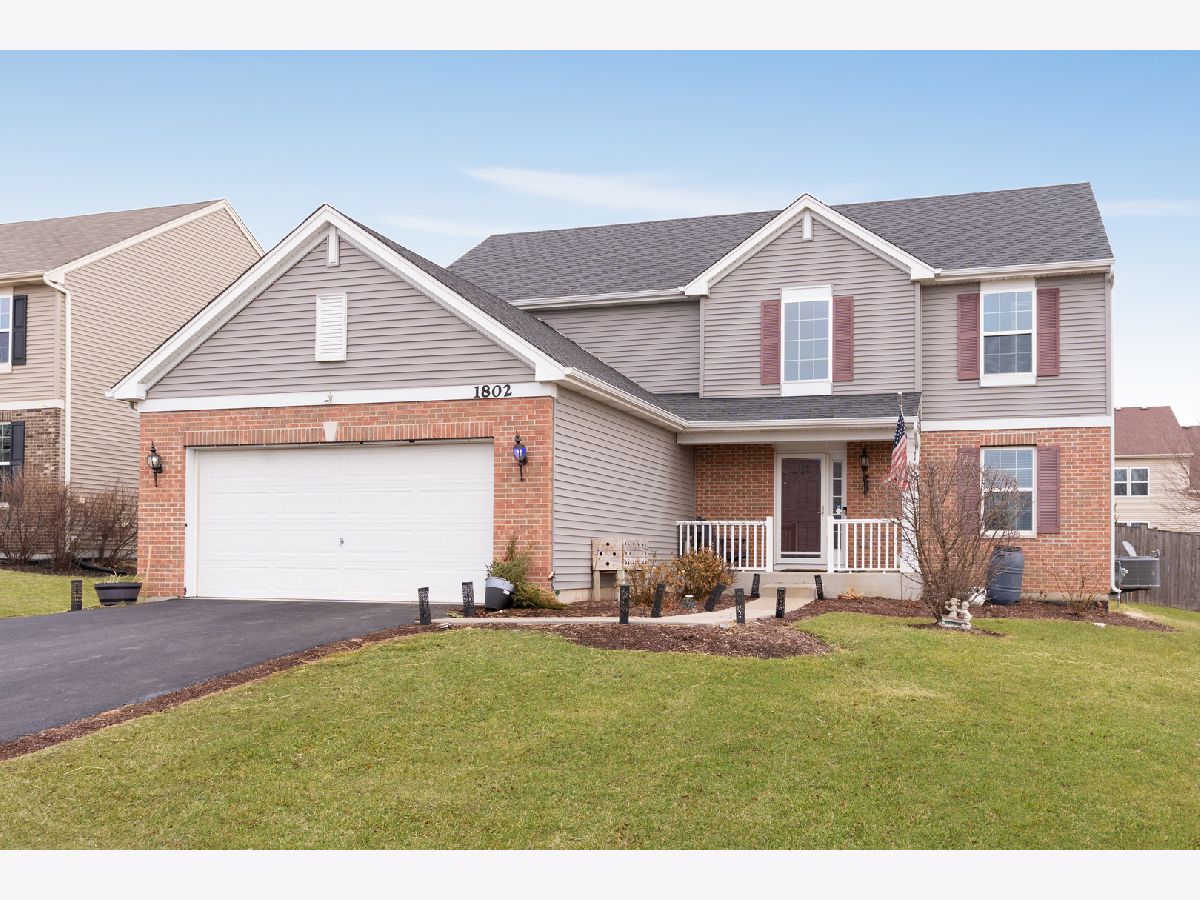  For Sale Joliet Illinois, 1802 Oxford Way