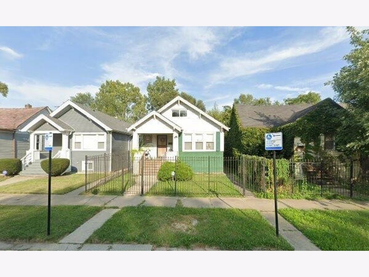  For Sale Chicago Illinois, 10725 Eggleston Avenue