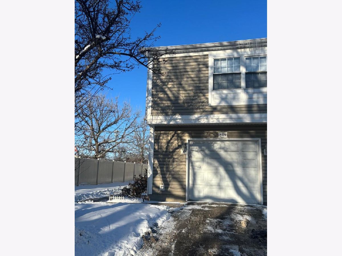  For Rent Wheeling Illinois, 544 Wynn
