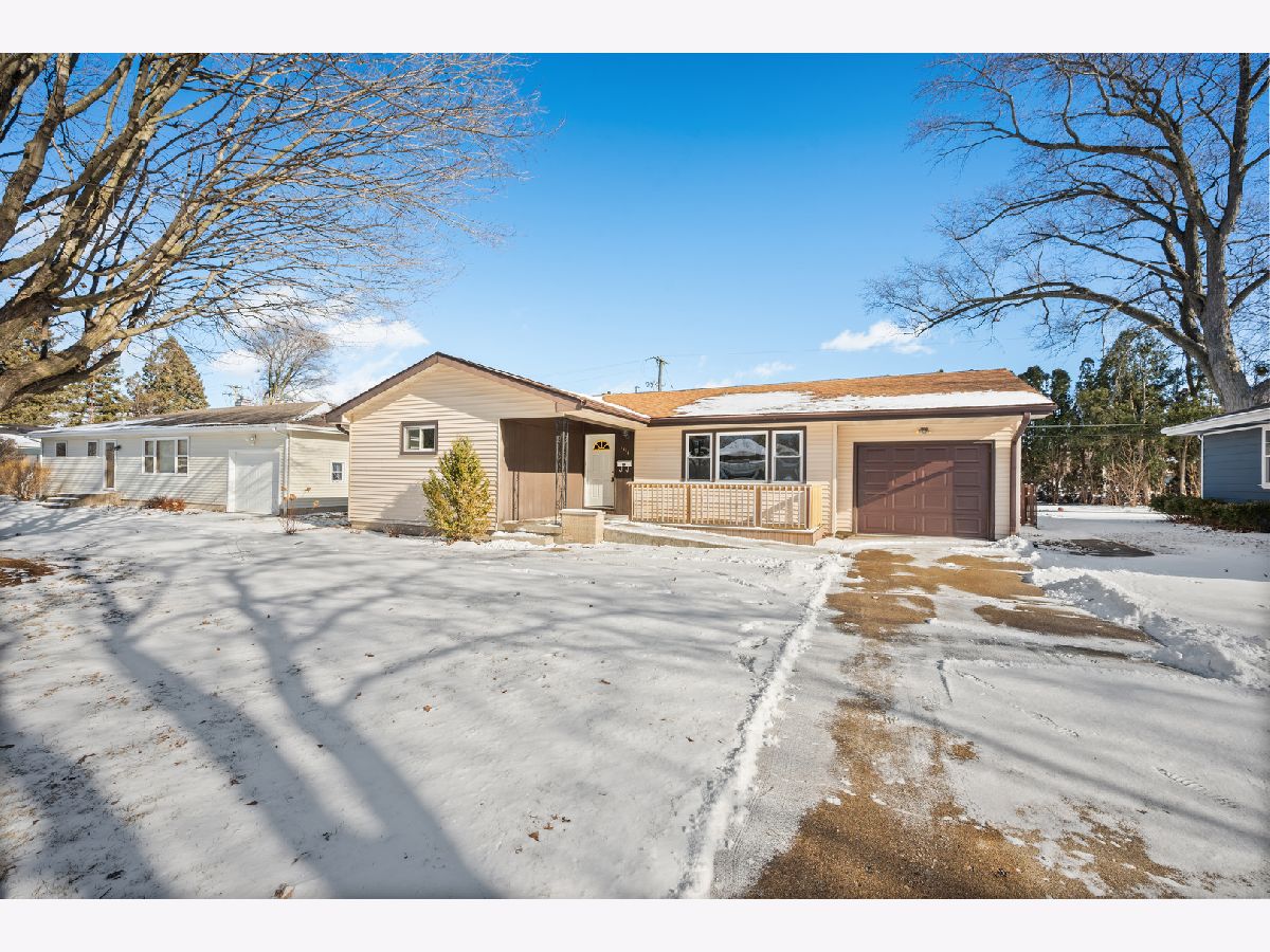  For Sale Dekalb Illinois, 1118 Holmes Place