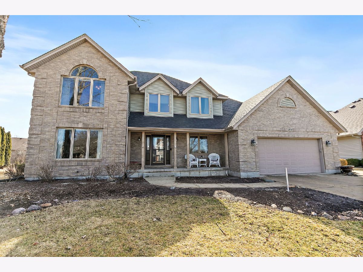 Homes & Townhomes & Condos For Sale Foxpointe Sycamore Illinois