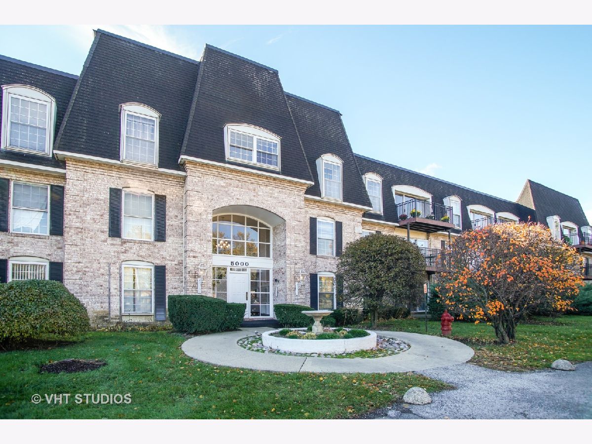  For Rent Rolling Meadows Illinois, 5000 Carriageway