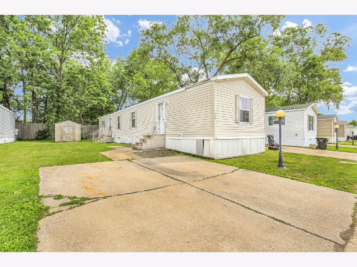  For Sale Urbana Illinois, 2133 Monroe Drive