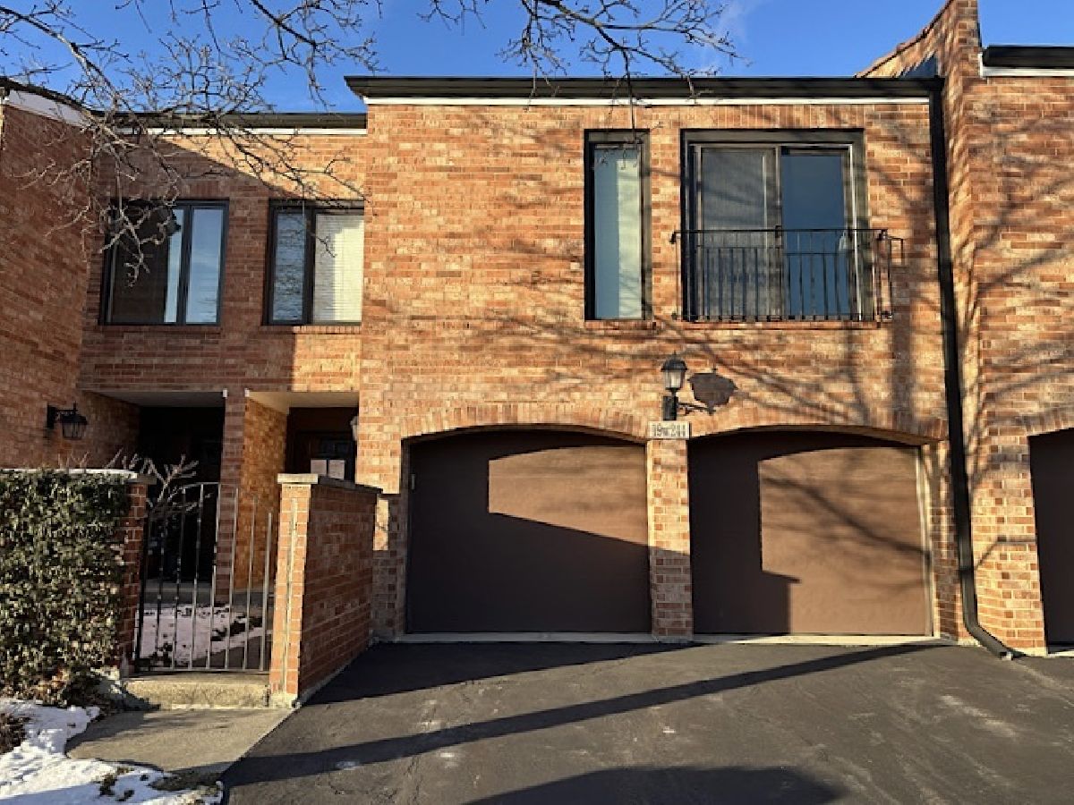  For Sale Oak Brook Illinois, 19W244 Governors Trail