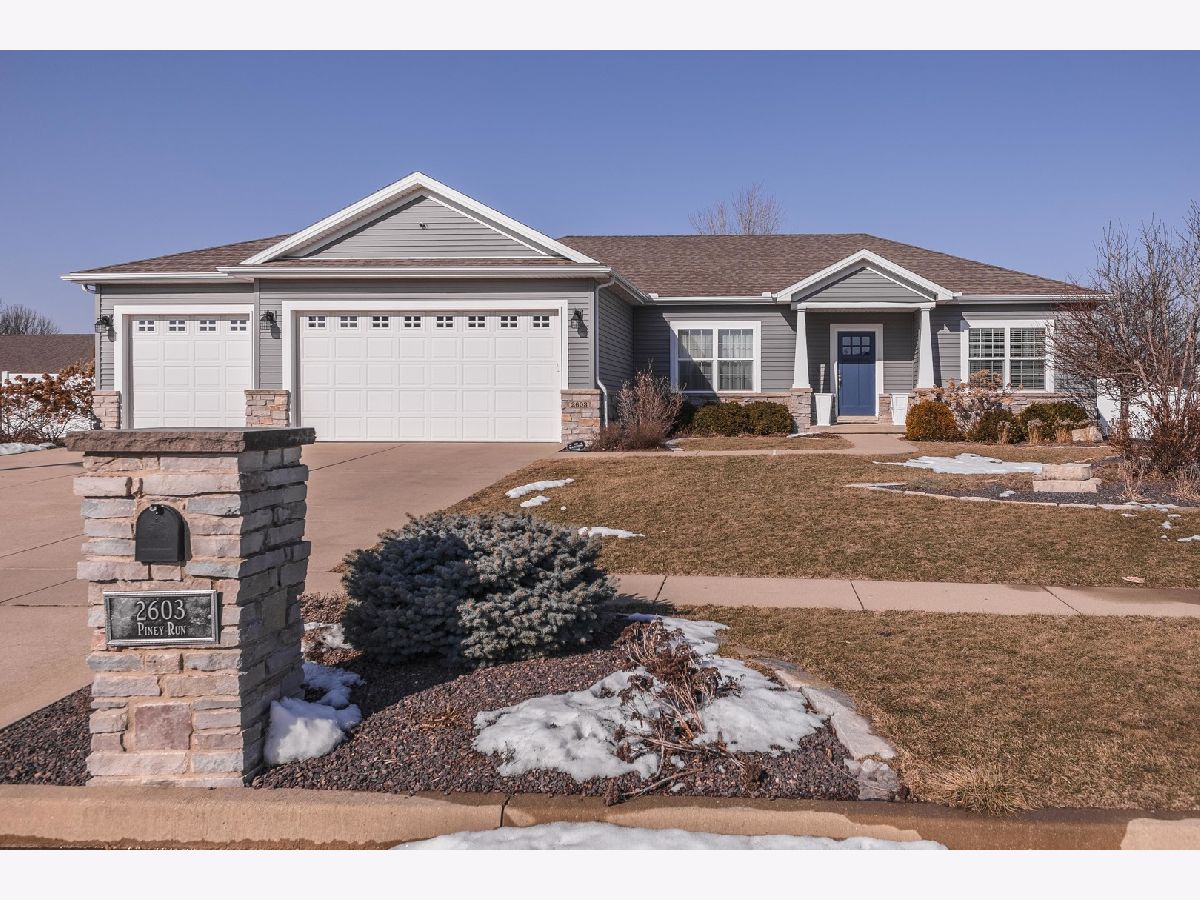  For Sale Bloomington Illinois, 2603 Piney Run