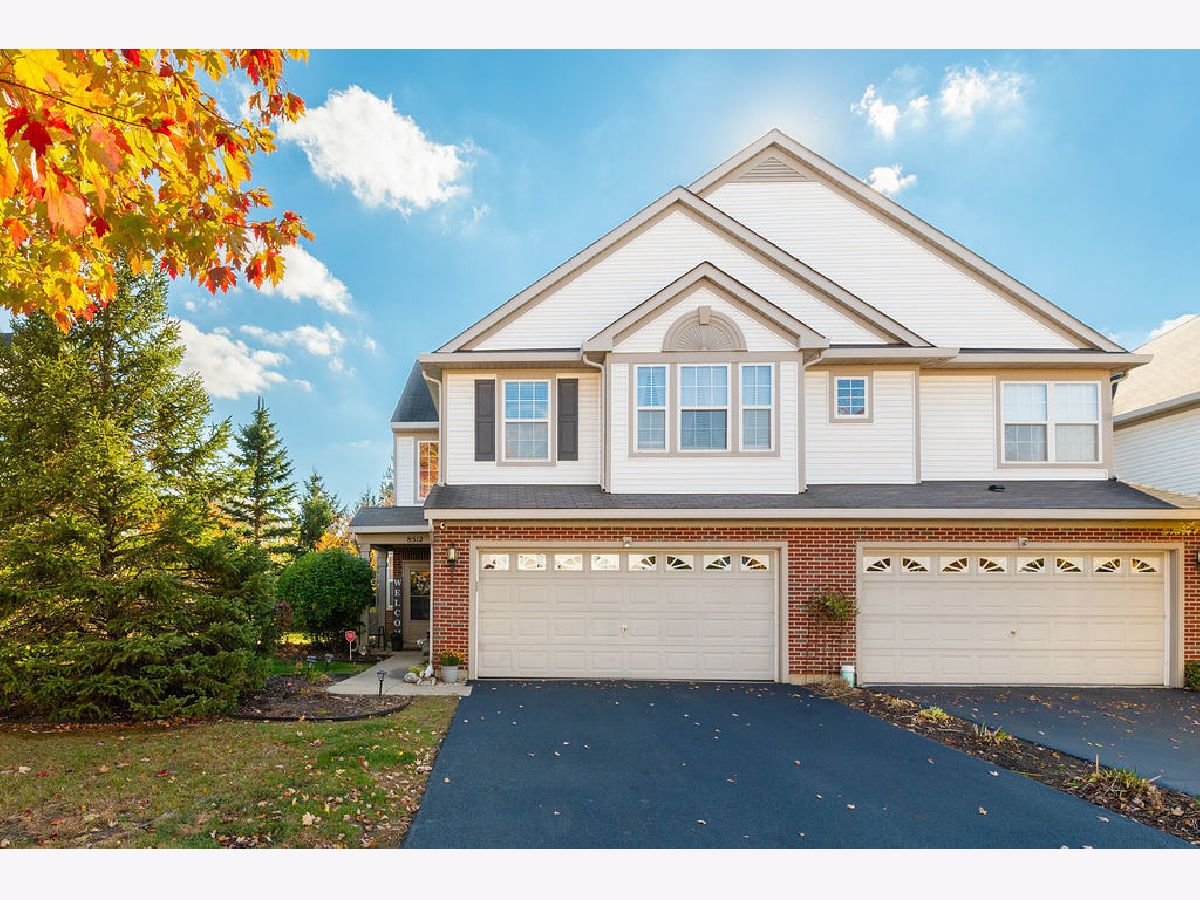  For Sale Joliet Illinois, 8512 Foxborough Way