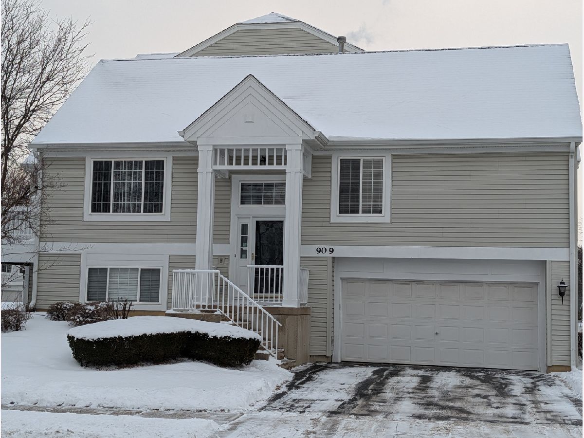  For Sale Elk Grove Village Illinois, 909 Mayfair Court