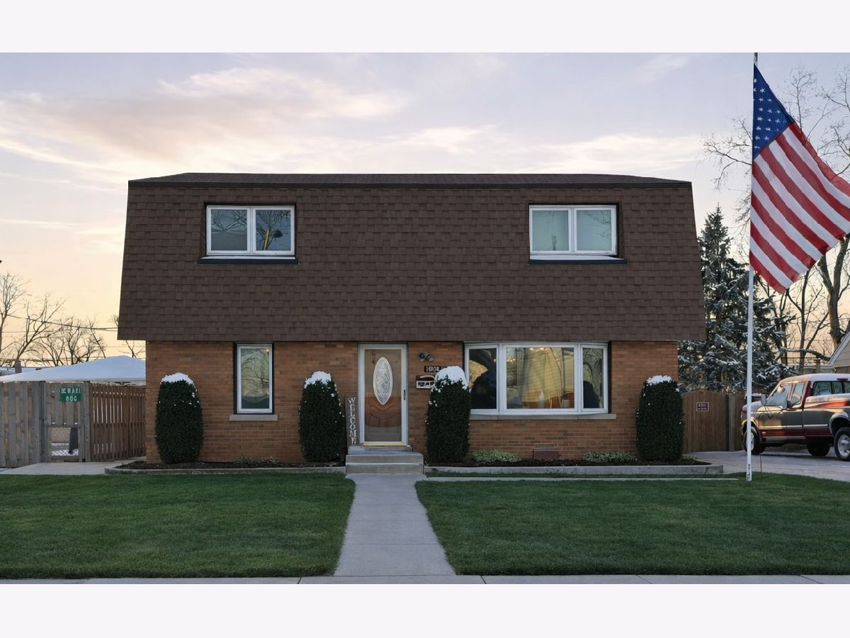  For Sale Chicago Ridge Illinois, 10936 Mcvicker Avenue