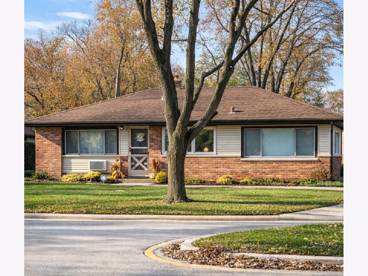 For Sale Park Forest Illinois, 410 Indianwood Boulevard