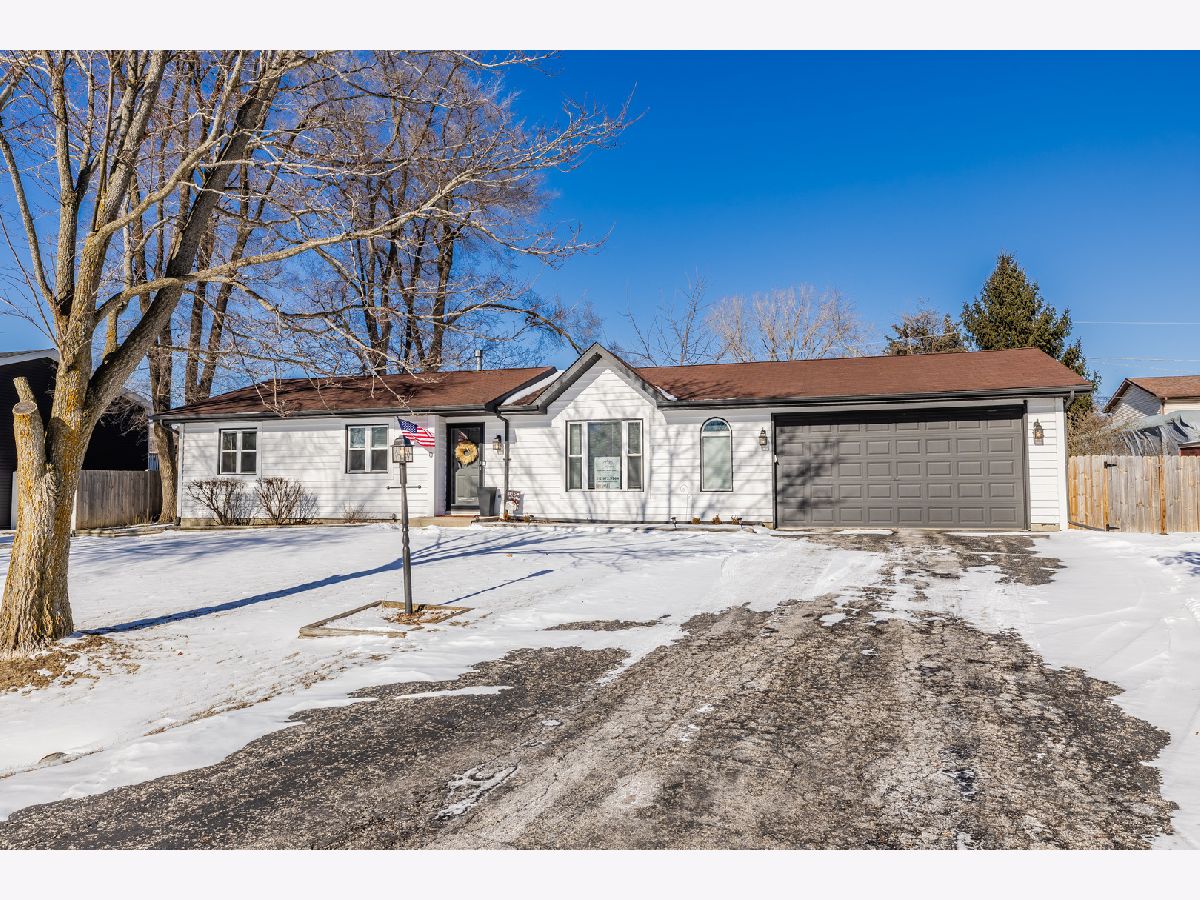  For Sale Mchenry Illinois, 610 Wegner Road