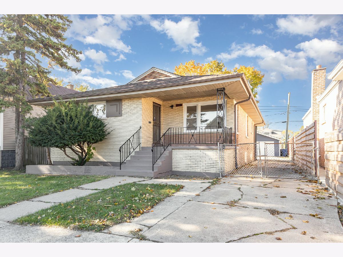  For Sale Chicago Illinois, 7332 Honore Street