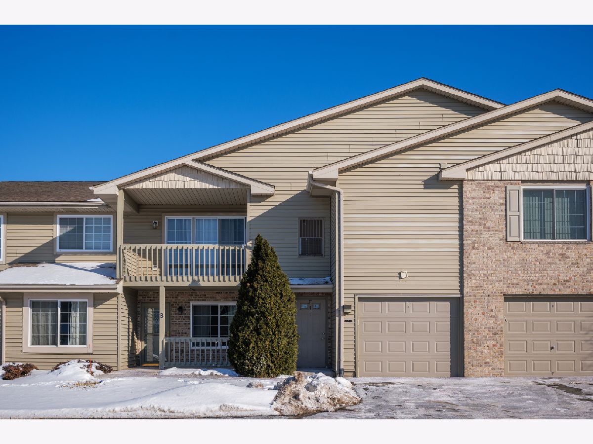  For Sale Kenosha Wisconsin, 9920 74th Street